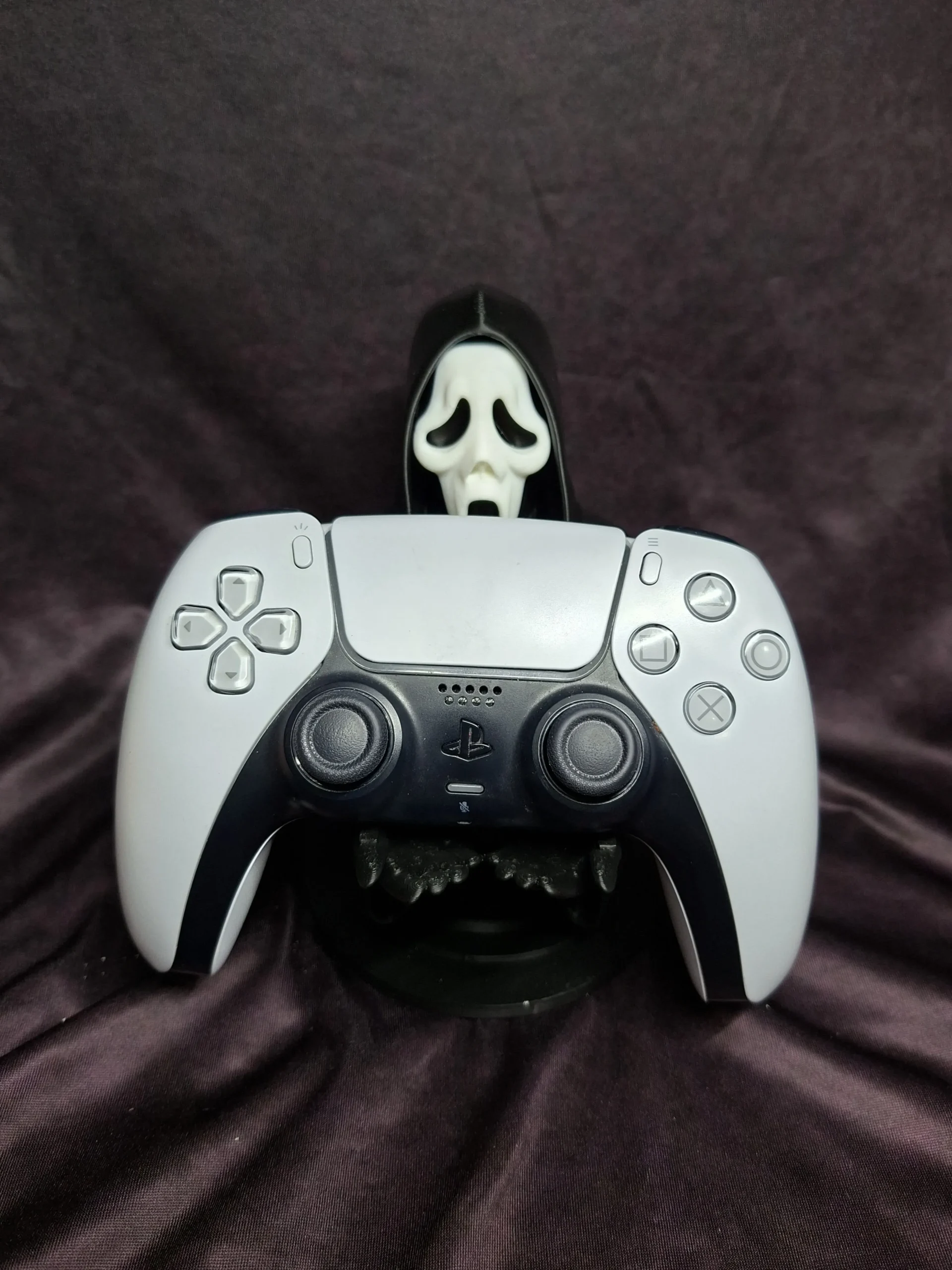Ghostface Dualsense Standı - Görsel 2